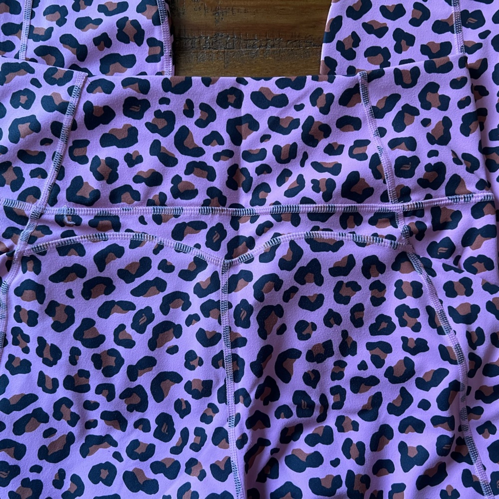Fabletics PureLuxe Capri - Picture 2 of 3
